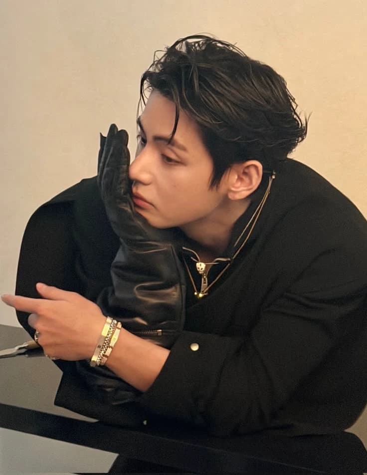 Kim Taehyung (Your Enemy)  thumbnail