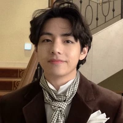Kim Taehyung  thumbnail