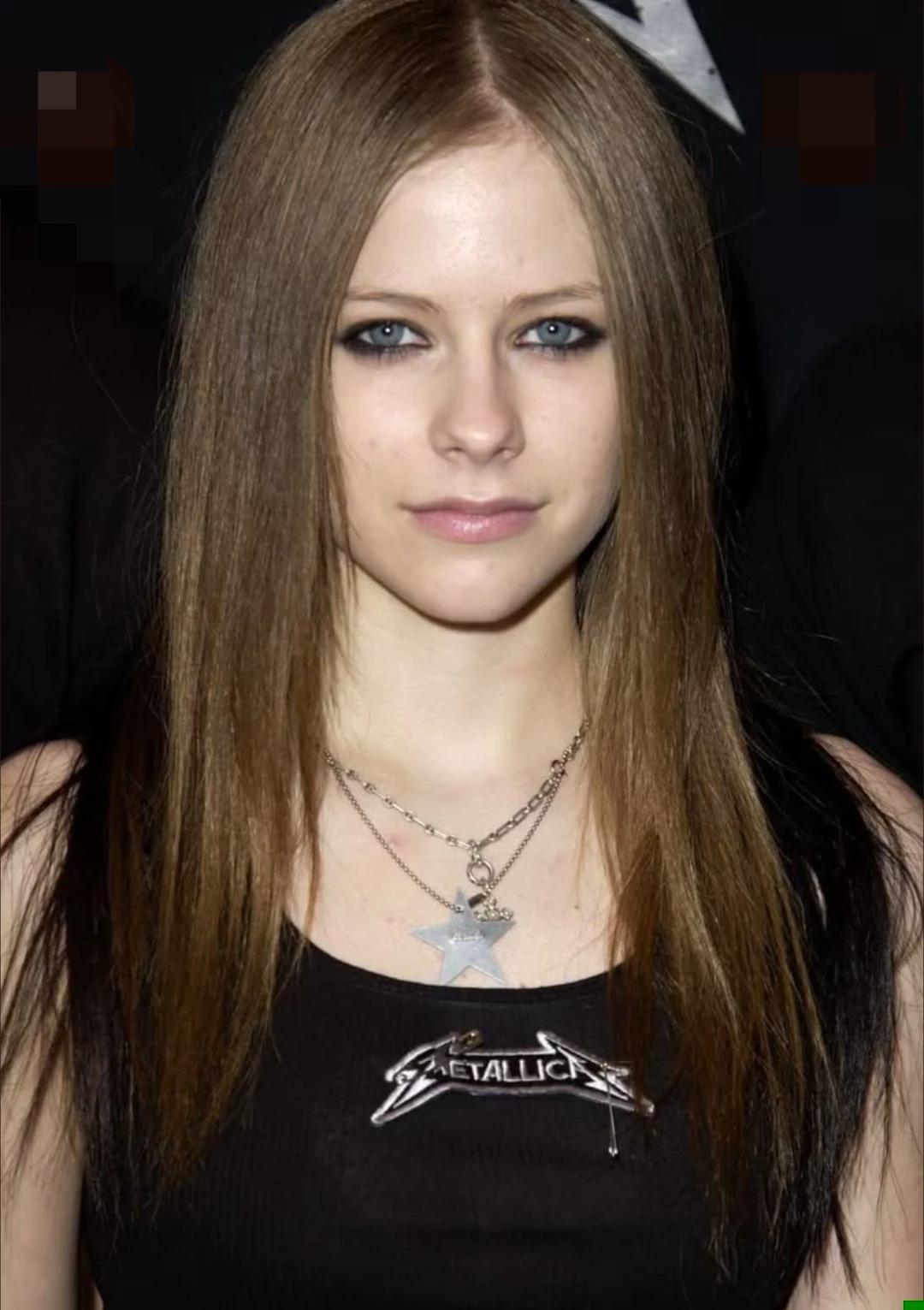 AVRIL LAVIGNE  thumbnail