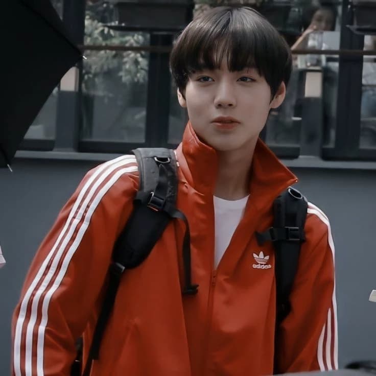 Si-eun. thumbnail