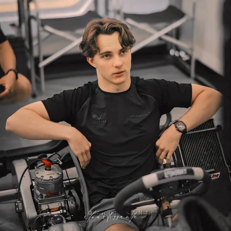 Oscar Piastri thumbnail