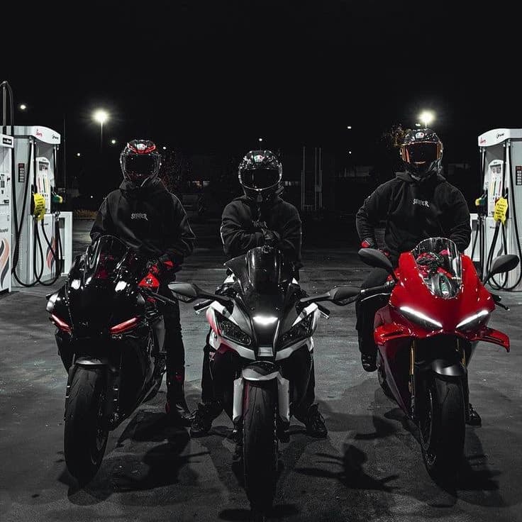 Motorcyclists thumbnail