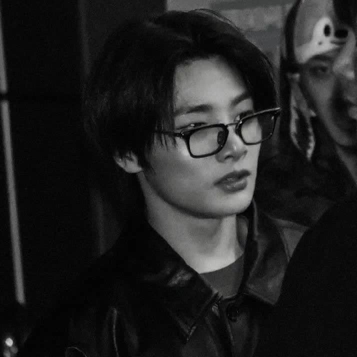 Yang Jeongin  thumbnail
