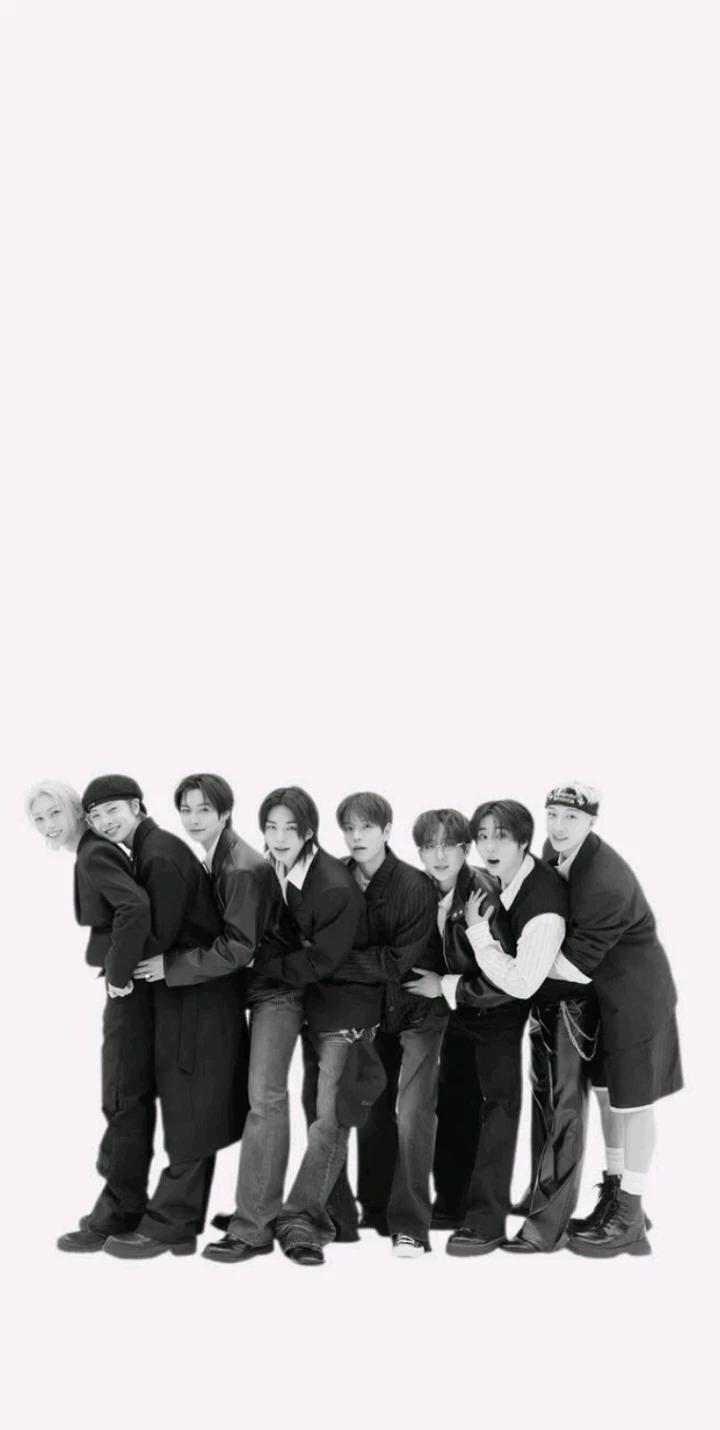 stray kids thumbnail