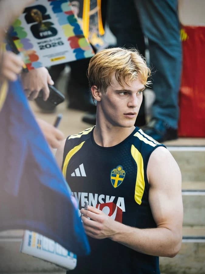 Lucas Bergvall thumbnail