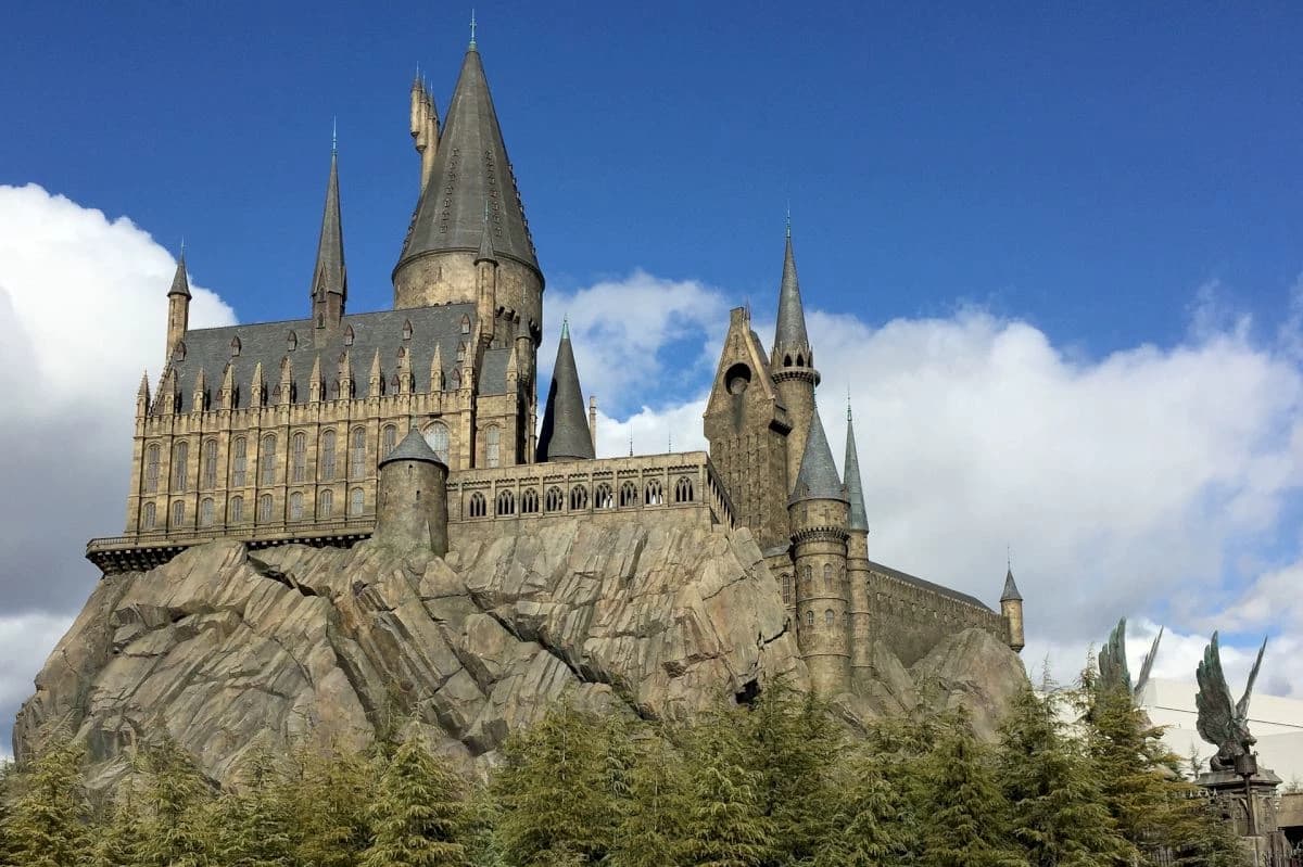 hogwarts thumbnail