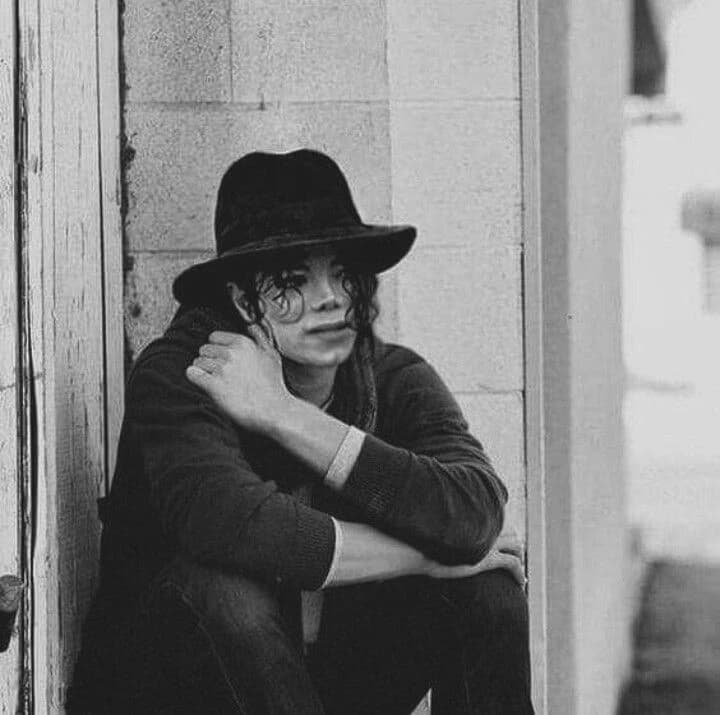 Michael Jackson/Fingindo estar bem thumbnail