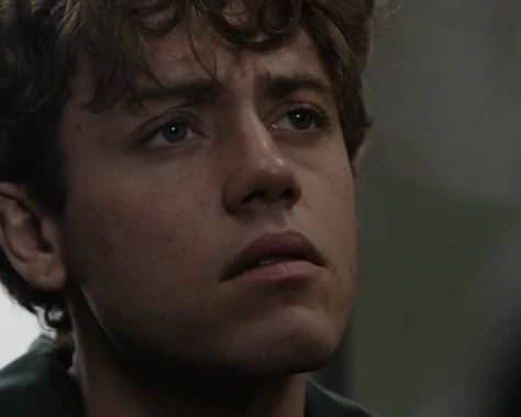 Carl Gallagher | 🖤 thumbnail