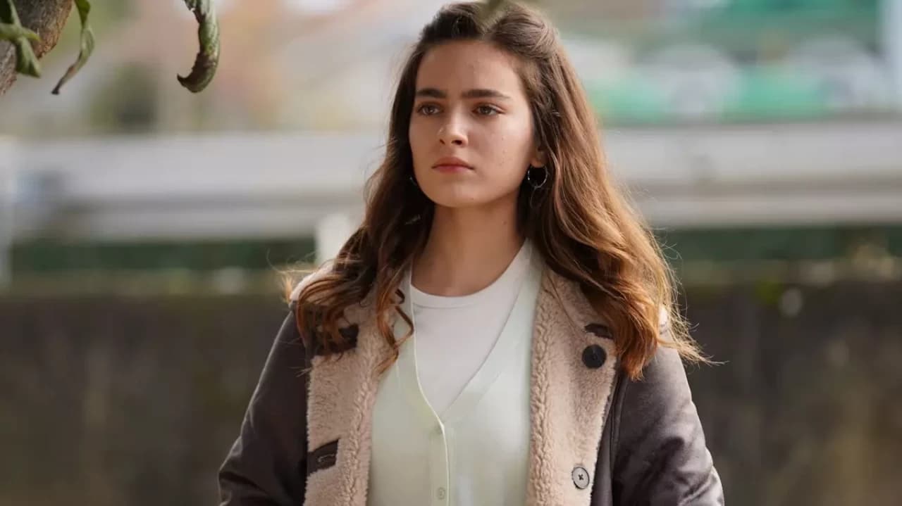 Eleni Miryano  thumbnail