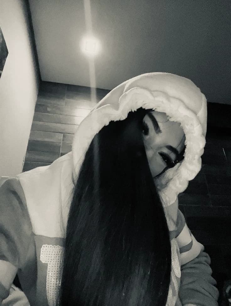 Julia thumbnail