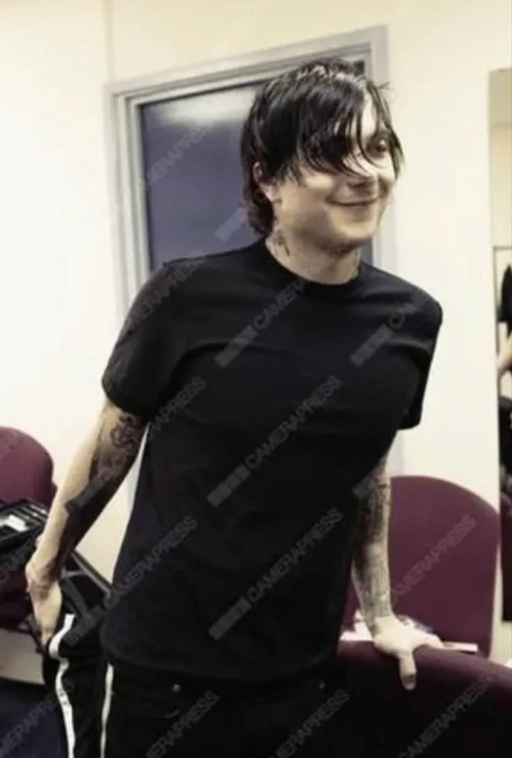 Frank Iero thumbnail