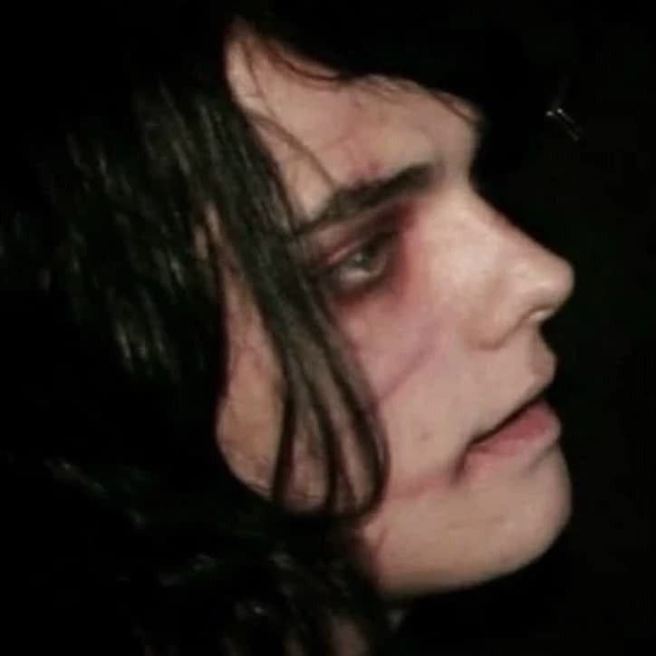 Gerard Way thumbnail