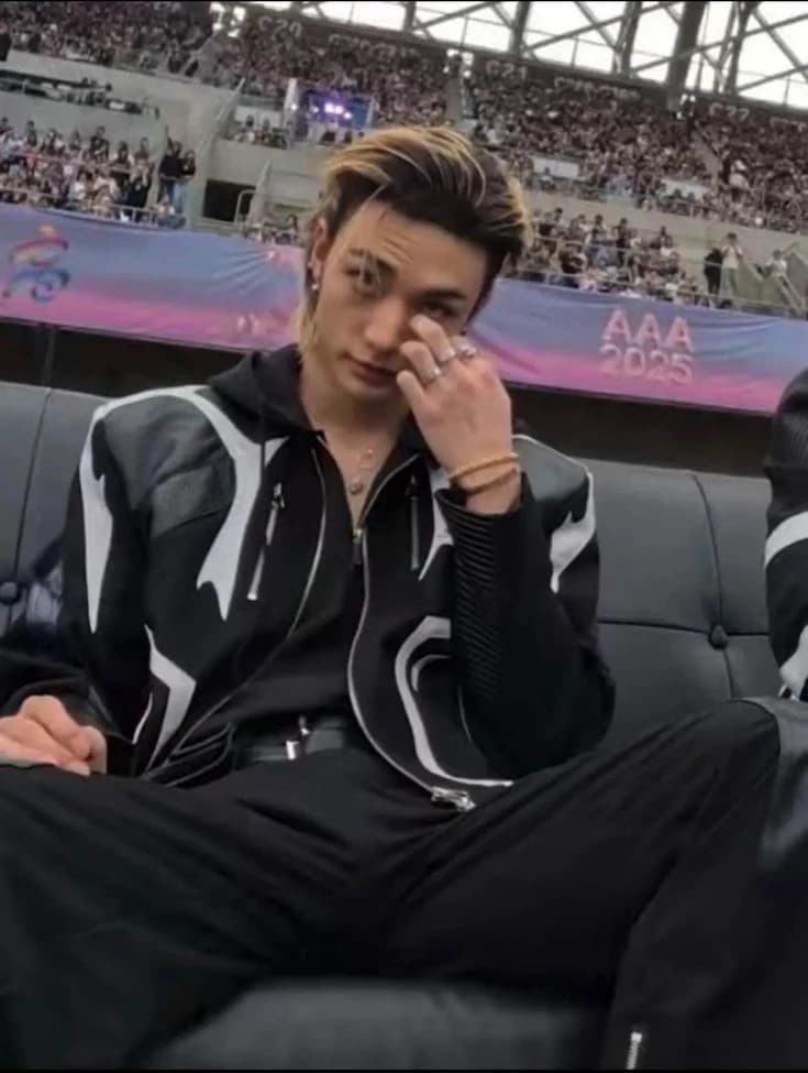Hyunjin thumbnail