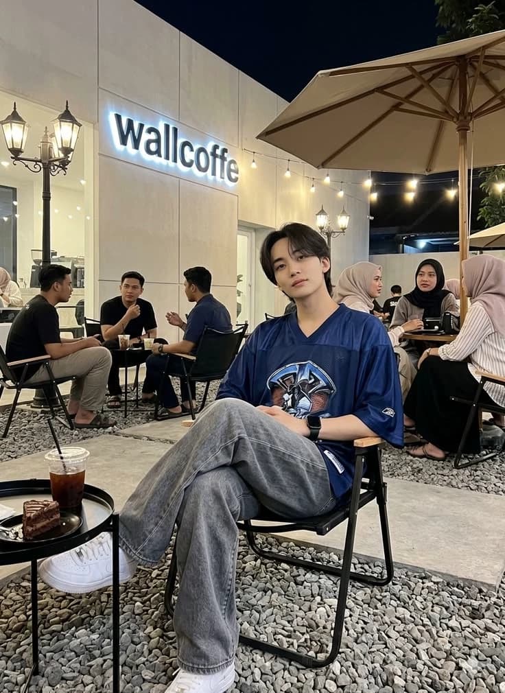 yoon jeonghan thumbnail