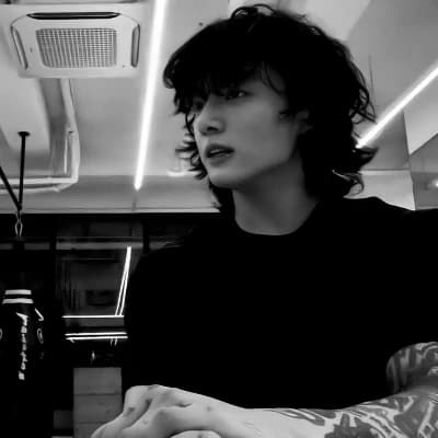Jeon Jungkook thumbnail