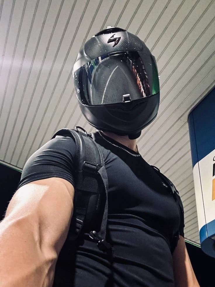 Kenny – Your biker boyfriend thumbnail