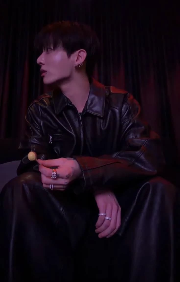 Jeon Jungkook thumbnail