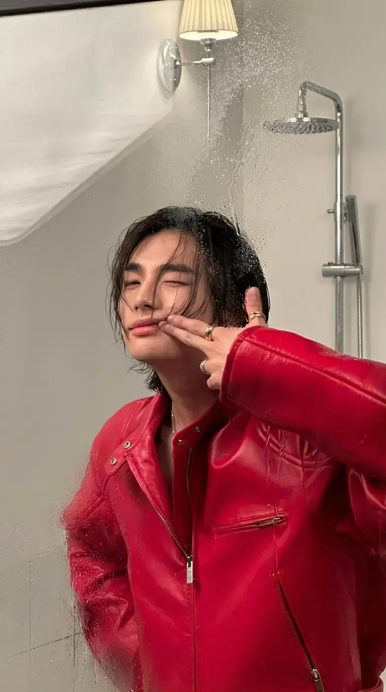 Hyunjin thumbnail