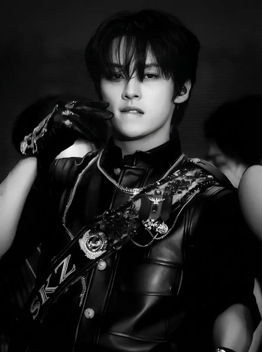 Lee minho. / 🎱 thumbnail