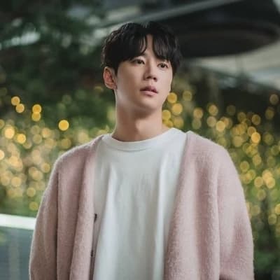 Hong Si-jun thumbnail