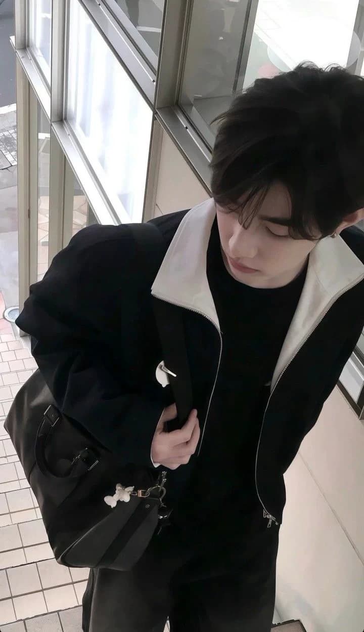 Sunghoon thumbnail