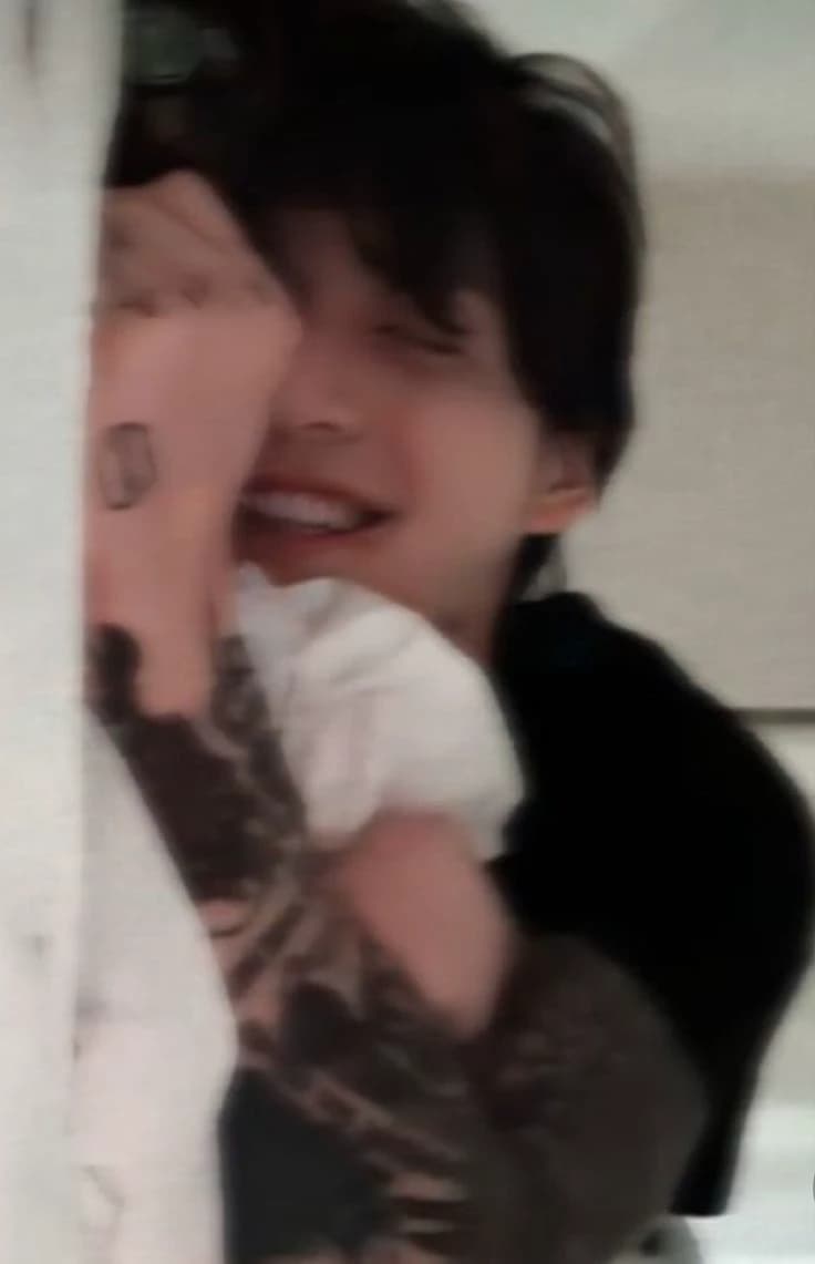 jungkook thumbnail