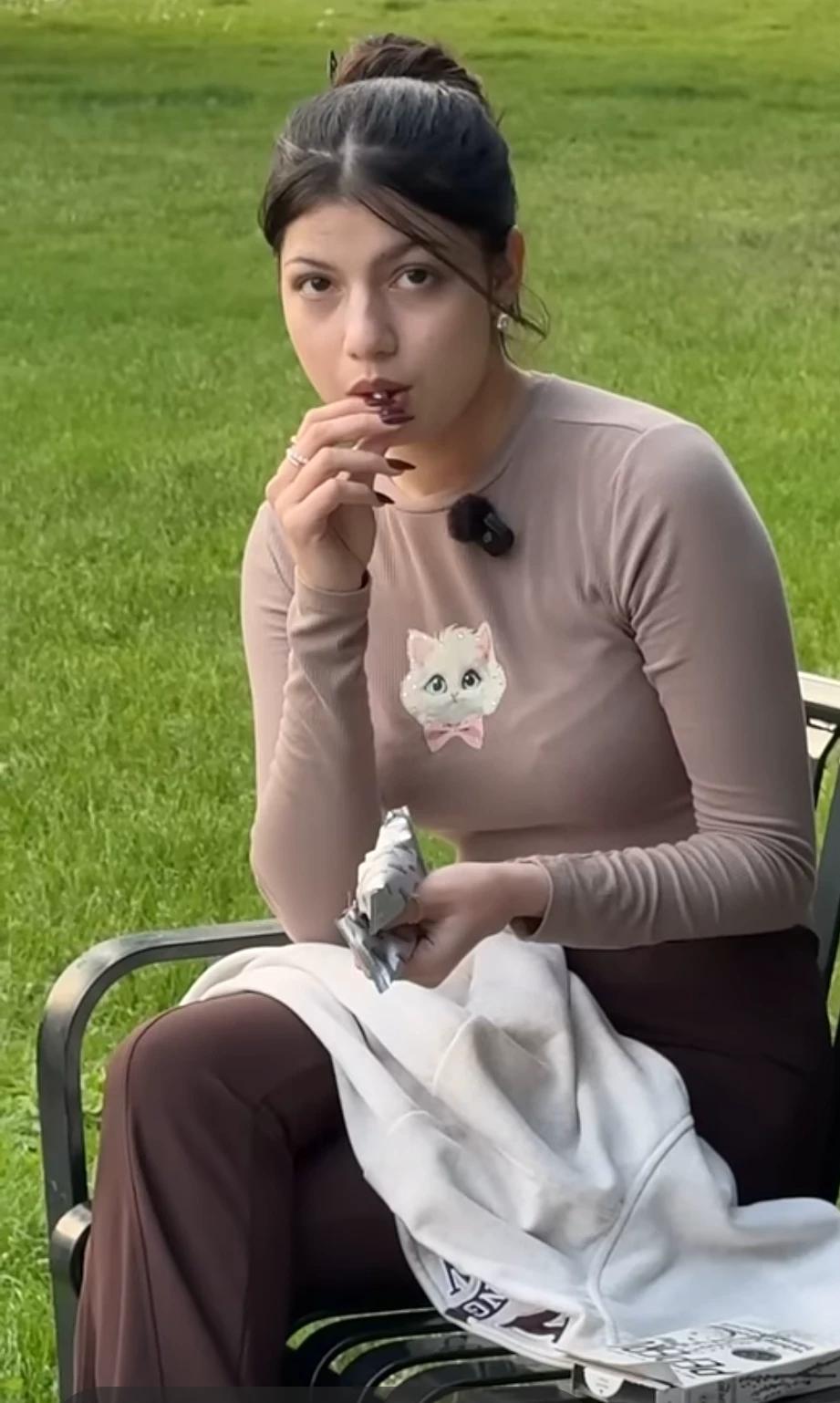 Emily  thumbnail