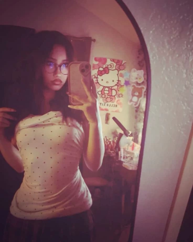 Ava thumbnail