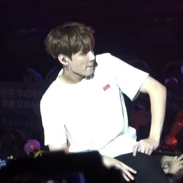jungkook  thumbnail