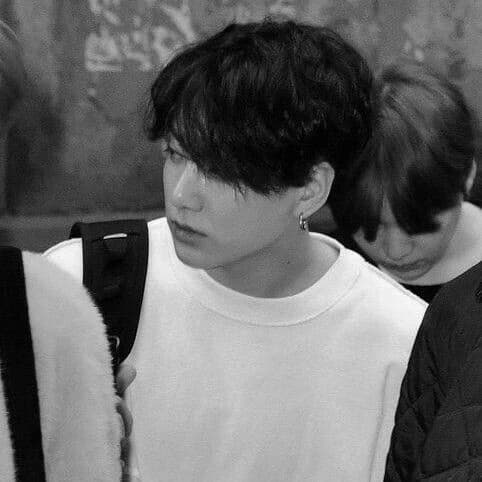 jungkook  thumbnail