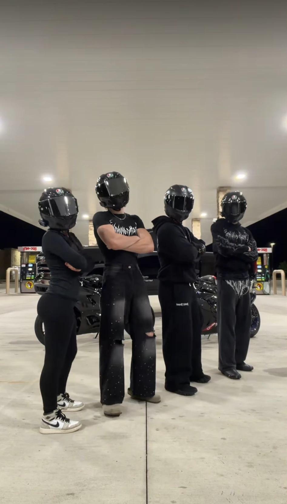 • | Seus 3 Amigos Motoqueiros thumbnail