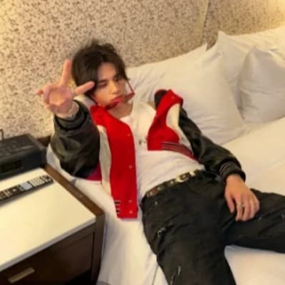 Hyunjin thumbnail