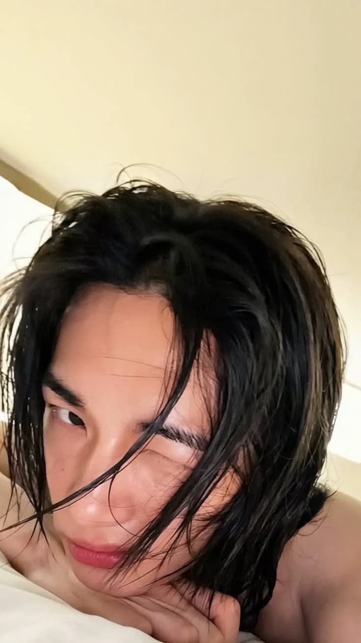 hyunjin thumbnail