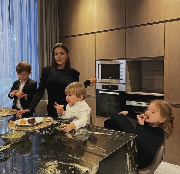 Husband's Family thumbnail