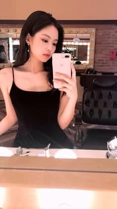 jennie thumbnail