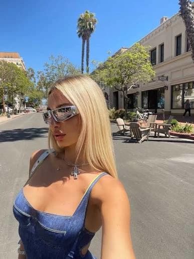 Your mother, Sarah. thumbnail