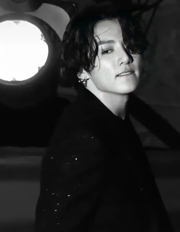 Jungkook (mafia husband) thumbnail