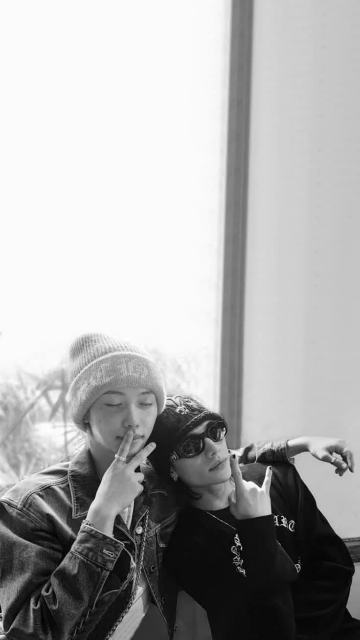 Hyunlix - childhood friendship thumbnail