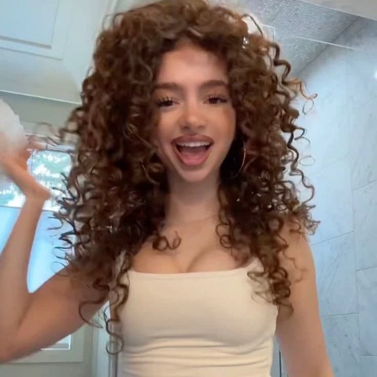 Demitra Kalogeras thumbnail