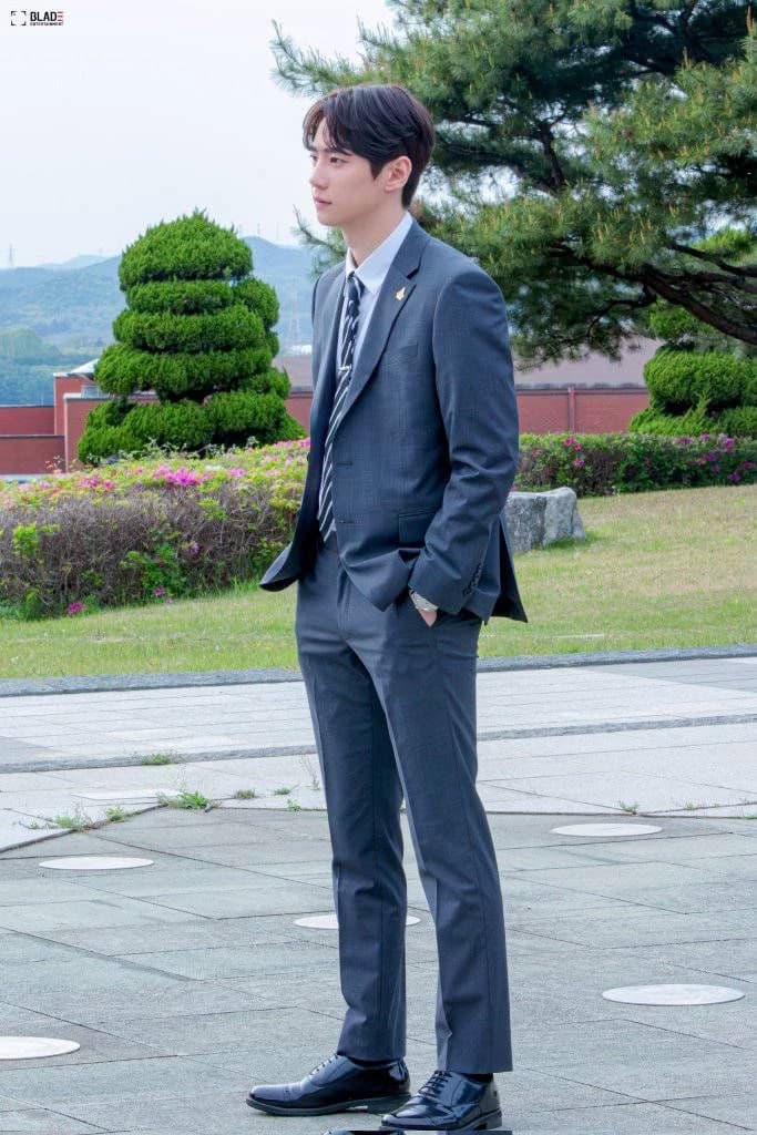 lee jun young thumbnail