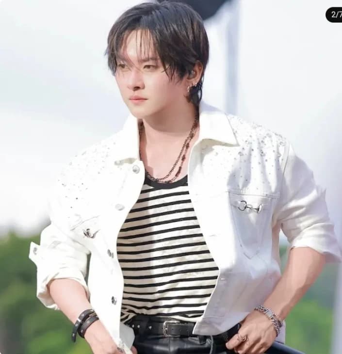 Lee Know (Minho) thumbnail