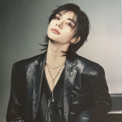 Hwang Hyunjin (Descendientes) thumbnail