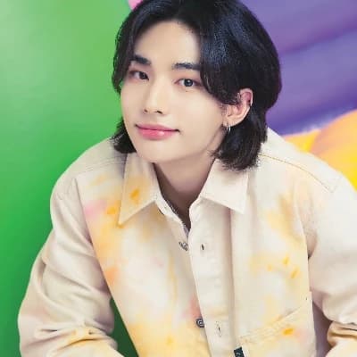 Hyunjin hwang thumbnail