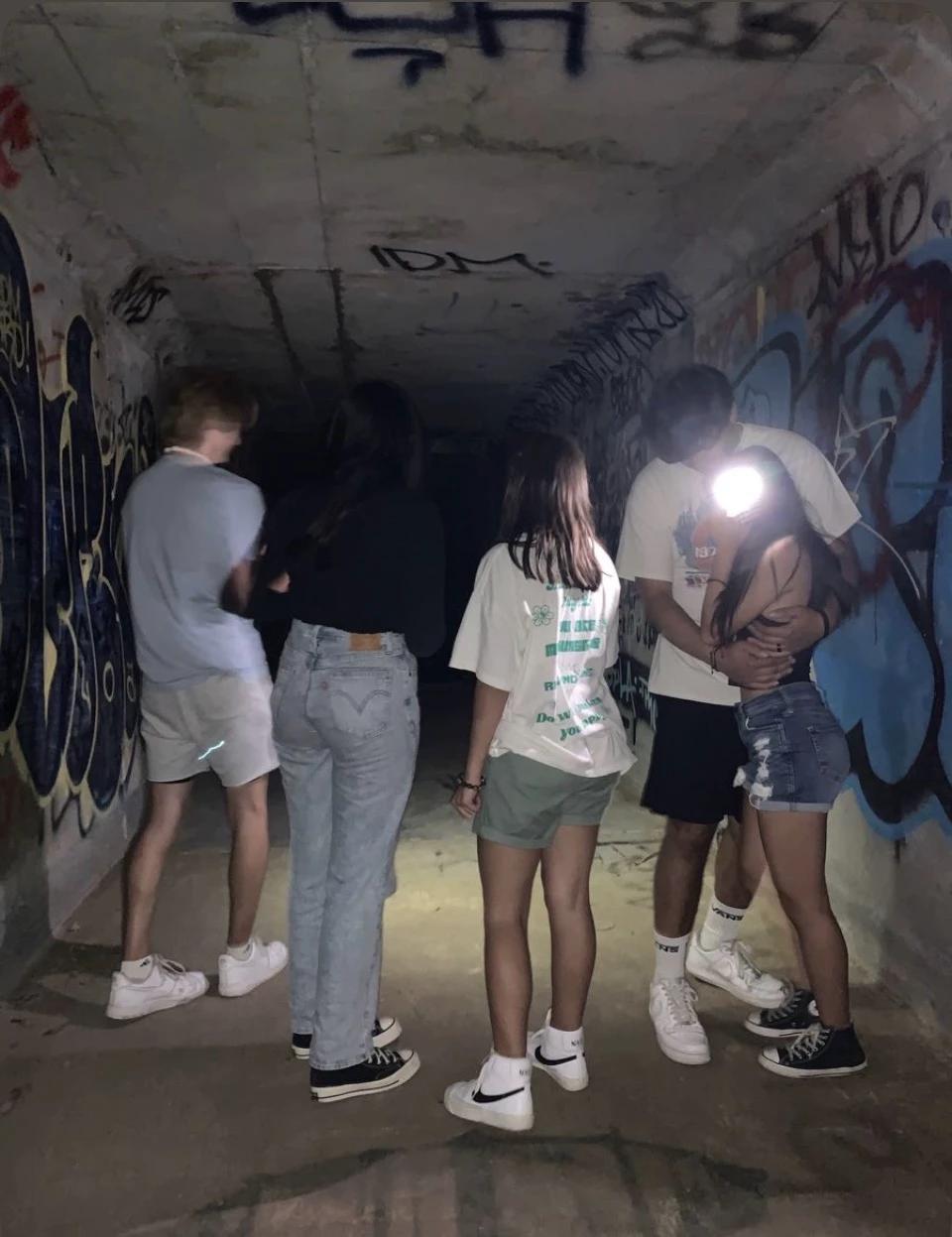 Friend group thumbnail