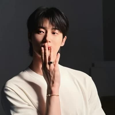 Byeon Woo-seok thumbnail