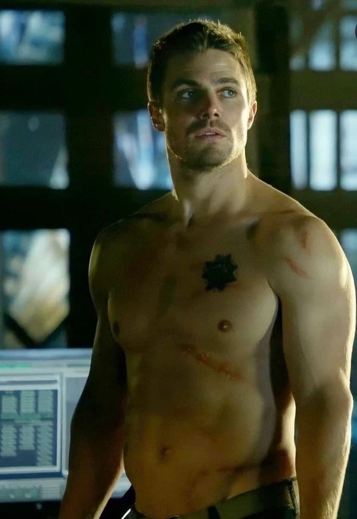 oliver queen thumbnail