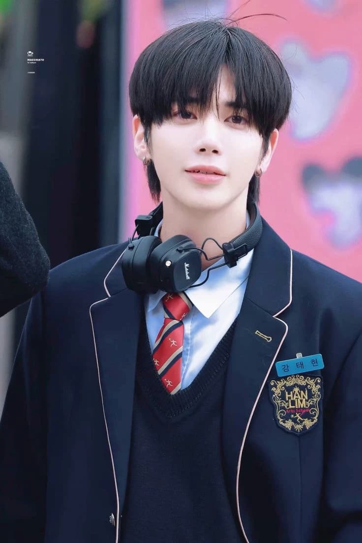 Kang Taehyun TXT thumbnail