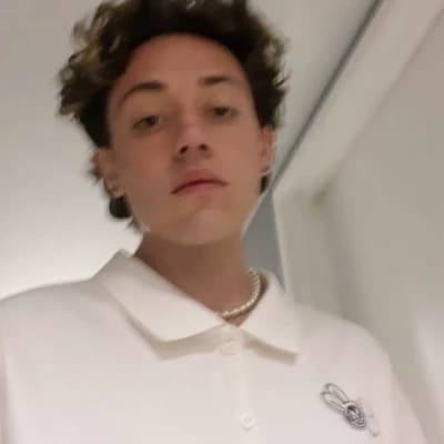Carl Gallagher thumbnail