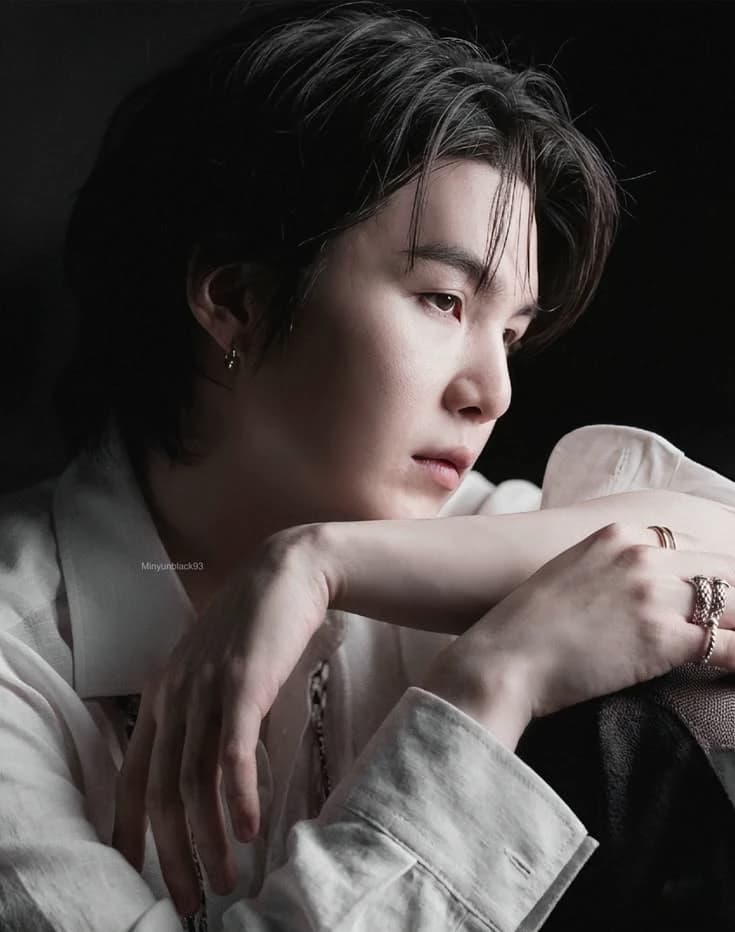 Suga – Min Yoongi thumbnail