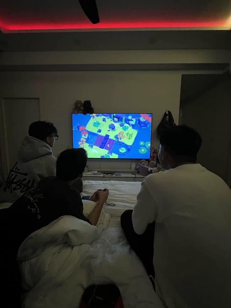 Sleepover  thumbnail